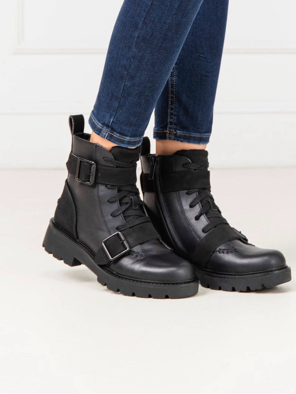 UGG Noe Black Leather Lace-Up Buckle Zipper Closure Combat Boots Size 10